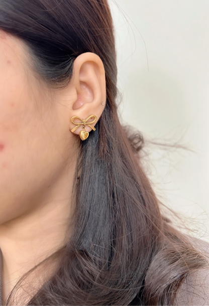 Mini Coquette Heart Earrings