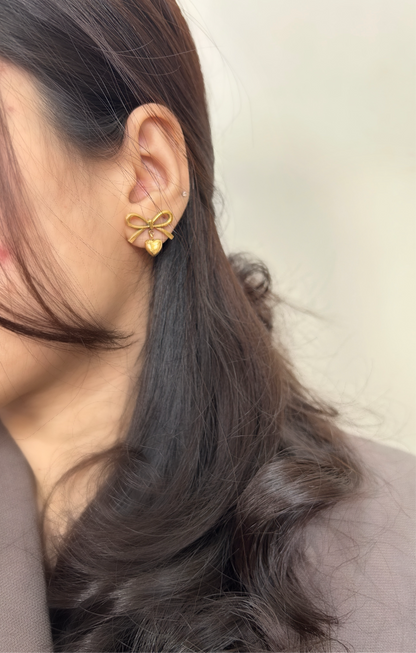 Mini Coquette Heart Earrings