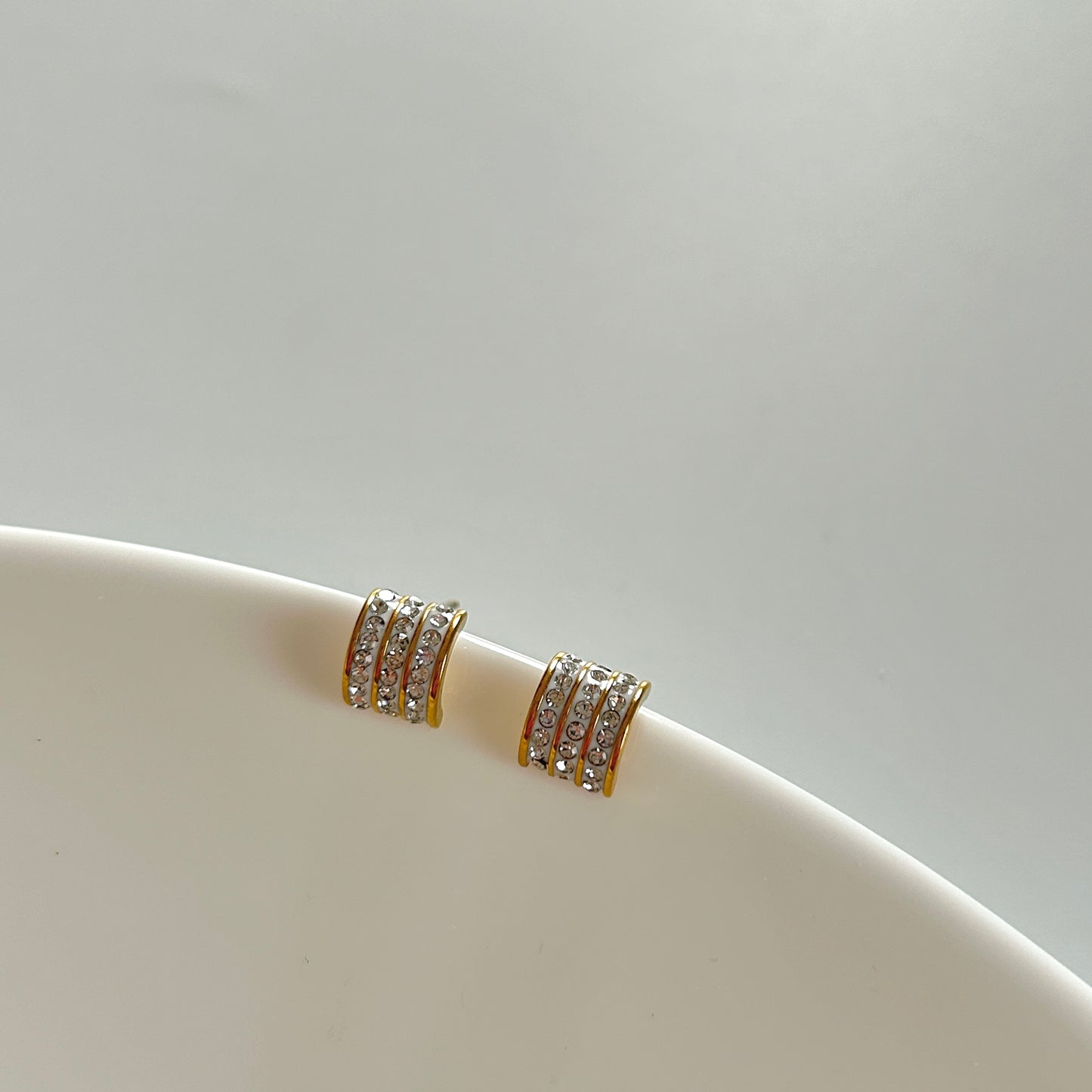 Reine Studs- 18k Gold Plated