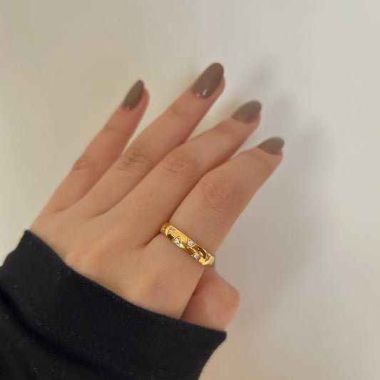 Eden CZ ring