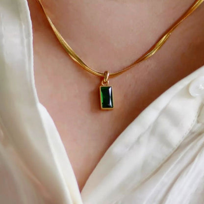 Bae Necklace Emerald